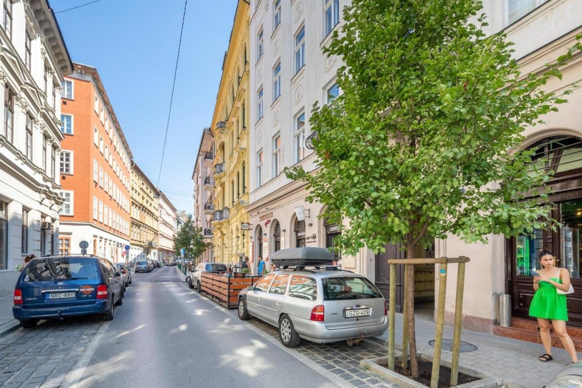 Very Central - Unique Design - New Studio Budapest Exterior photo