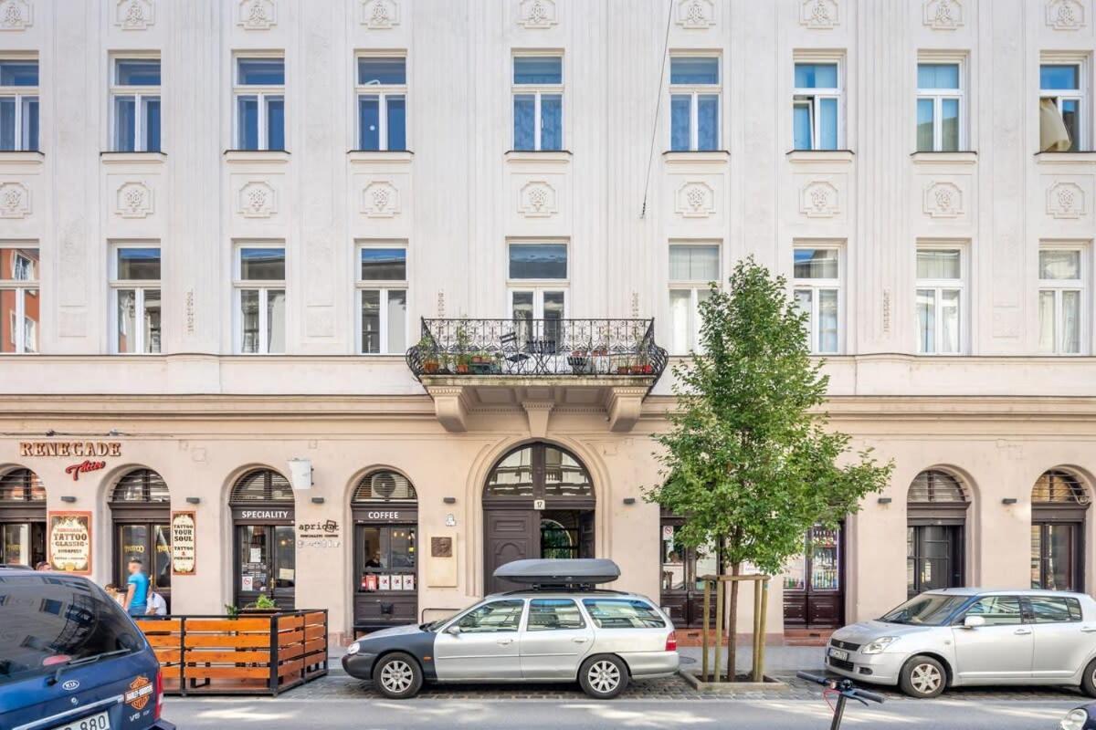 Very Central - Unique Design - New Studio Budapest Exterior photo